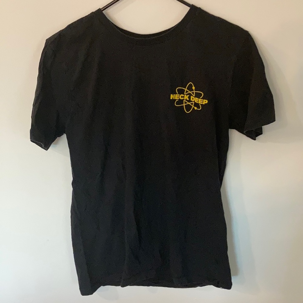 Neck Deep Pop-Punk Graphic Tee